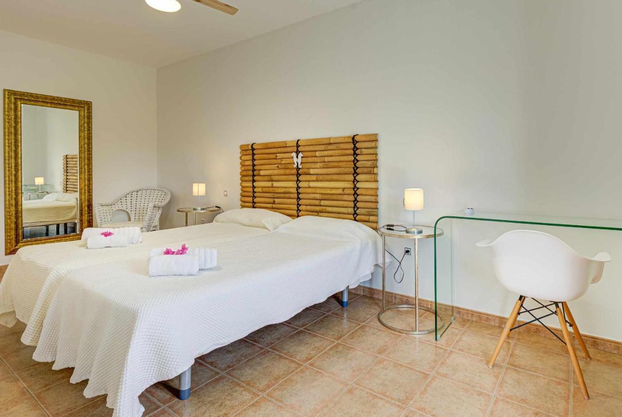 Villa Vulcano By Calima Villas คอสตา เด อันตีกัว ภายนอก รูปภาพ